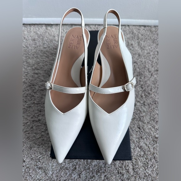 Naturalizer Shoes - Naturalizer
Grayson Mary Jane Slingback